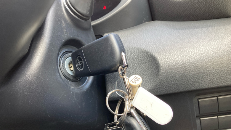 Toyota Yaris 1.5 Hybrid Design 5dr CVT Hybrid Hatchback